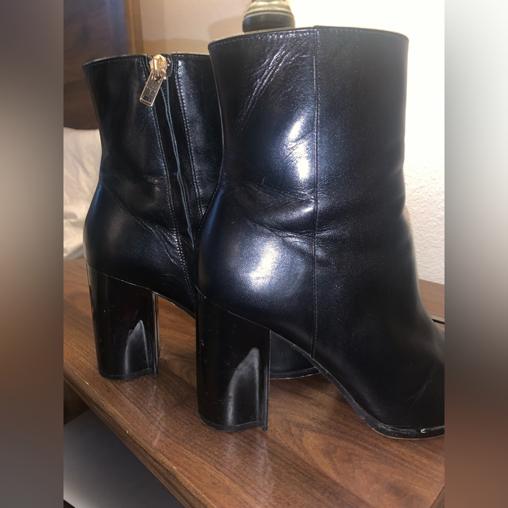 7.5 Coach Boots
